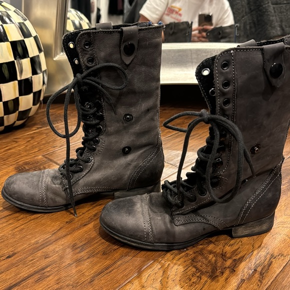 Steve Madden combat boot - Picture 10 of 13